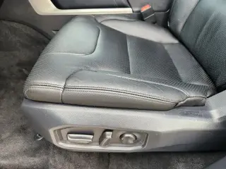 Toyota Tundra 2025 4x4 SR5 4 puertas Cabina CrewMax Pickup SB