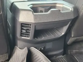 Toyota Tundra 2025 4x4 SR5 4 puertas Cabina CrewMax Pickup SB