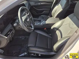 Cadillac CT5 2025 Sport 4 puertas Sedan