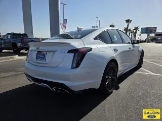 Cadillac CT5 2025 Sport 4 puertas Sedan