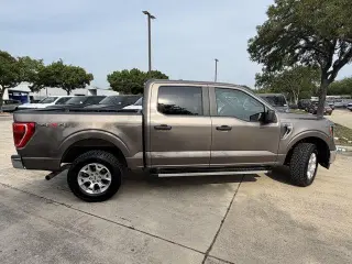 Ford F-150 2023 4x4 XLT 4 puertas SuperCrew 6.5 pies. SB