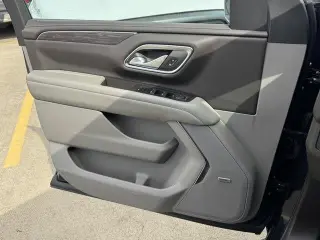 Chevrolet Suburban 2024 4x2 LT 4 puertas SUV