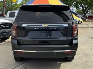Chevrolet Suburban 2024 4x2 LT 4 puertas SUV