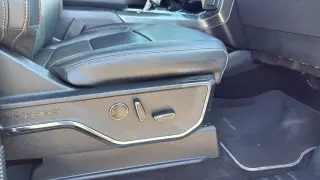 Ford F-150 2023 4x4 Lariat 4 puertas SuperCrew 5.5 pies. SB