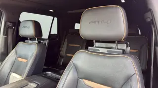 GMC Yukon 2022 4x4 AT4 4 puertas SUV