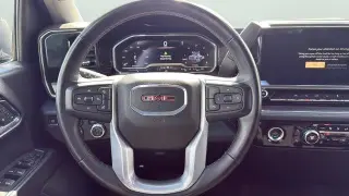 GMC Sierra 1500 2024 4x4 SLT Cabina Crew de 4 puertas 5.8 pies. SB
