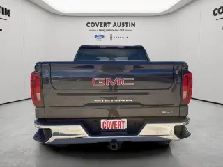 GMC Sierra 1500 2024 4x4 SLT Cabina Crew de 4 puertas 5.8 pies. SB
