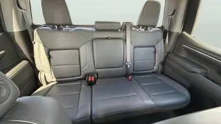 GMC Sierra 1500 2024 4x4 SLT Cabina Crew de 4 puertas 5.8 pies. SB