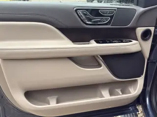 Lincoln Navigator L 2022 4x2 Reserve 4 puertas SUV