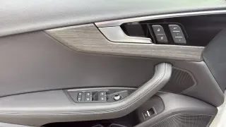 Audi A4 allroad 2023 AWD quattro Premium Plus 45 TFSI 4 puertas Familiar