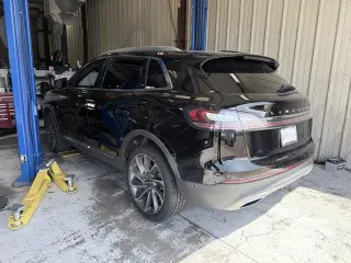 Lincoln Nautilus 2023 AWD Reserve 4 puertas SUV