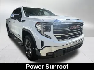 GMC Sierra 1500 2023 4x4 SLT Cabina Crew 4 puertas 5.8 pies. Caja corta