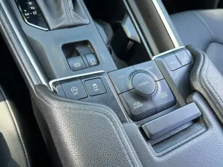 Toyota Grand Highlander 2025 AWD LE 4 puertas SUV