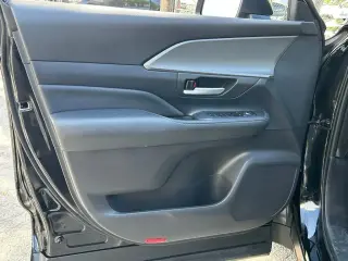 Toyota Grand Highlander 2025 AWD LE 4 puertas SUV