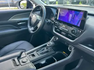 Toyota Grand Highlander 2025 AWD LE 4 puertas SUV