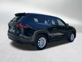 Toyota Grand Highlander 2025 AWD LE 4 puertas SUV