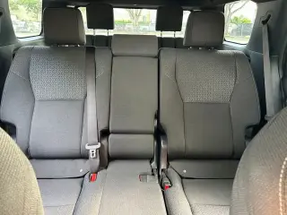 Toyota 4Runner 2025 4x4 SR5 4 puertas SUV