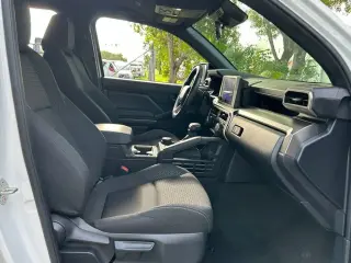 Toyota 4Runner 2025 4x4 SR5 4 puertas SUV