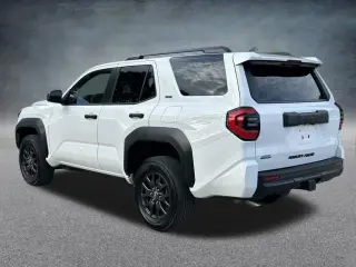 Toyota 4Runner 2025 4x4 SR5 4 puertas SUV