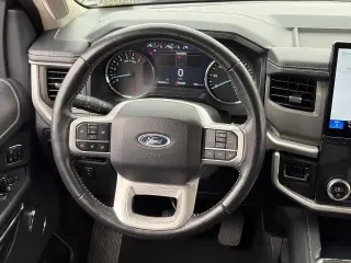 Ford Expedition 2024 4x2 XLT 4 puertas SUV