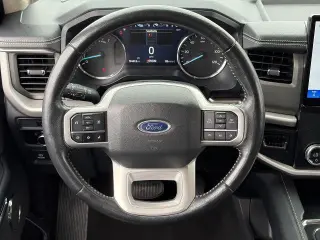 Ford Expedition 2024 4x2 XLT 4 puertas SUV