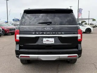 Ford Expedition 2024 4x2 XLT 4 puertas SUV