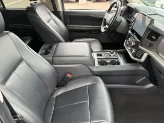 Ford Expedition 2024 4x2 XLT 4 puertas SUV