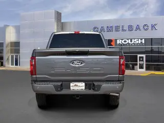 Ford F-150 2026 4x4 STX 4 puertas SuperCrew 5.5 pies. SB