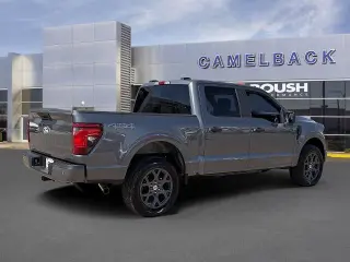 Ford F-150 2026 4x4 STX 4 puertas SuperCrew 5.5 pies. SB