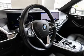 Vehículo de Actividad Deportiva BMW X5 2024 AWD xDrive40i 4 puertas