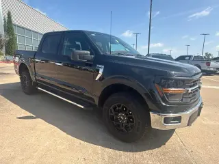 Ford F-150 2025 4x4 XLT 4 puertas SuperCrew 6.5 pies SB