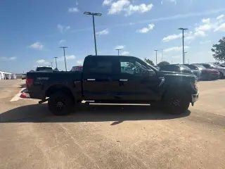 Ford F-150 2025 4x4 XLT 4 puertas SuperCrew 6.5 pies SB