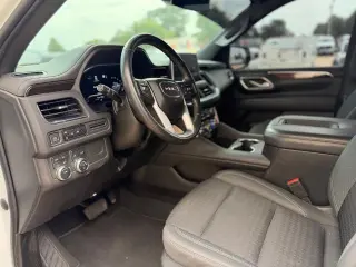 GMC Yukon 2023 4x4 SLE 4 puertas SUV