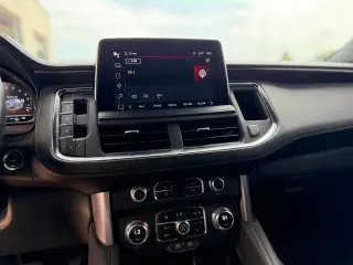 GMC Yukon 2023 4x4 SLE 4 puertas SUV