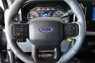 Ford F-250 Super Duty 2023 4x4 XL 4 puertas Cabina Crew 6.8 pies. Caja Pickup