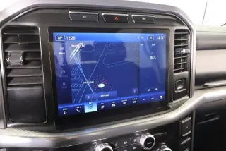Ford F-150 2023 4x4 Lariat 4 puertas SuperCrew 5.5 pies SB