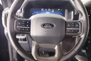 Ford F-150 2024 4x4 XLT 4 puertas SuperCrew 5.5 pies. SB
