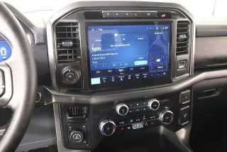 Ford F-150 2024 4x4 XLT 4 puertas SuperCrew 5.5 pies. SB
