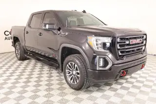 GMC Sierra 1500 2020 4x4 AT4 4 puertas Cabina Crew 5.8 pies. Caja corta