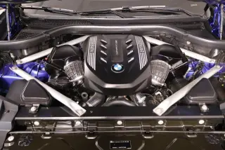 BMW X6 2020 AWD M50i 4 puertas Cupé Deportivo de Actividad