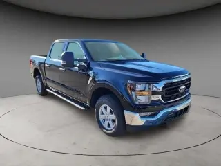 Ford F-150 2023 4x4 XLT 4 puertas SuperCrew 5.5 pies. SB