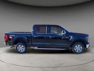Ford F-150 2023 4x4 XLT 4 puertas SuperCrew 5.5 pies. SB