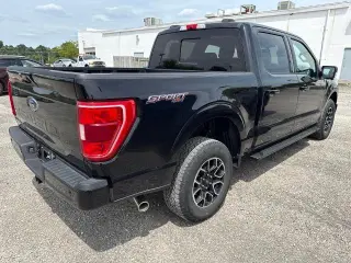 Ford F-150 2023 4x4 XLT 4 puertas SuperCrew 6.5 pies SB