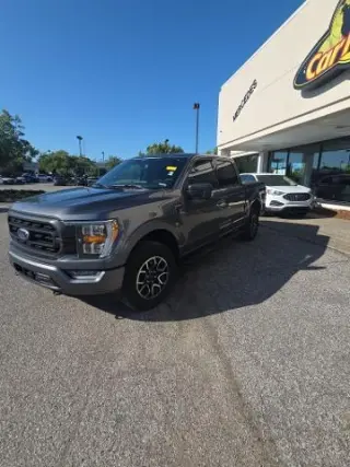 Ford F-150 2023 4x4 XLT 4 puertas SuperCrew 5.5 pies. Caja corta