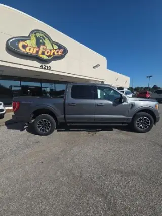 Ford F-150 2023 4x4 XLT 4 puertas SuperCrew 5.5 pies. Caja corta