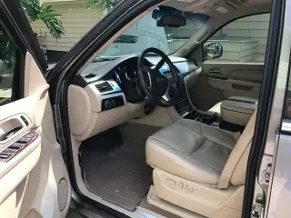 2011 Cadillac Escalade AWD SUV