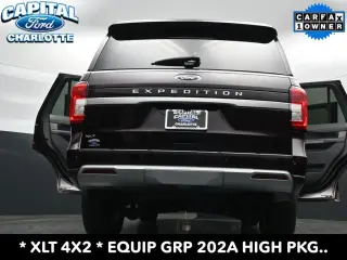 Ford Expedition 2024 4x2 XLT 4 puertas SUV