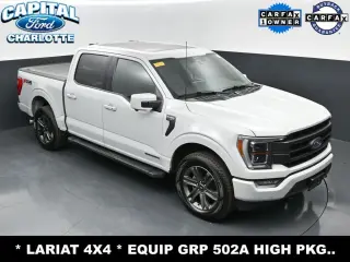 Ford F-150 2023 4x4 Lariat 4 puertas SuperCrew 5.5 pies. SB