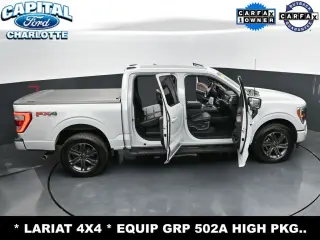 Ford F-150 2023 4x4 Lariat 4 puertas SuperCrew 5.5 pies. SB