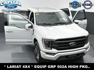 Ford F-150 2023 4x4 Lariat 4 puertas SuperCrew 5.5 pies. SB